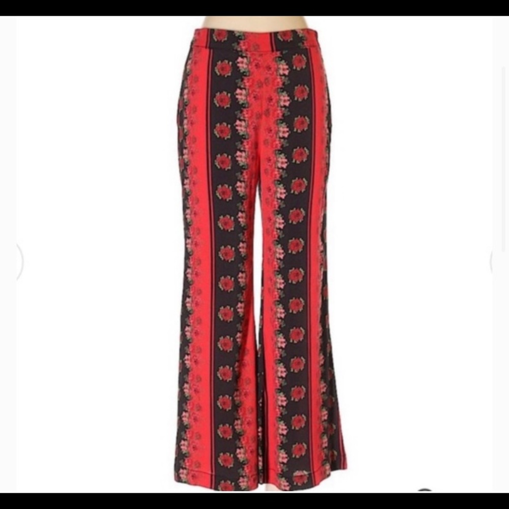 Urban Outfitters | rose flowy pant - Size 0